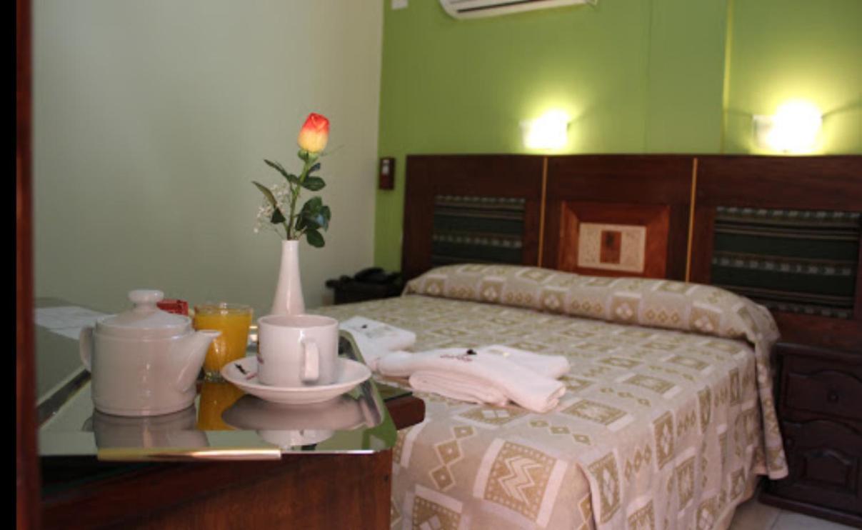 Hotel Tradicion De Salta Extérieur photo